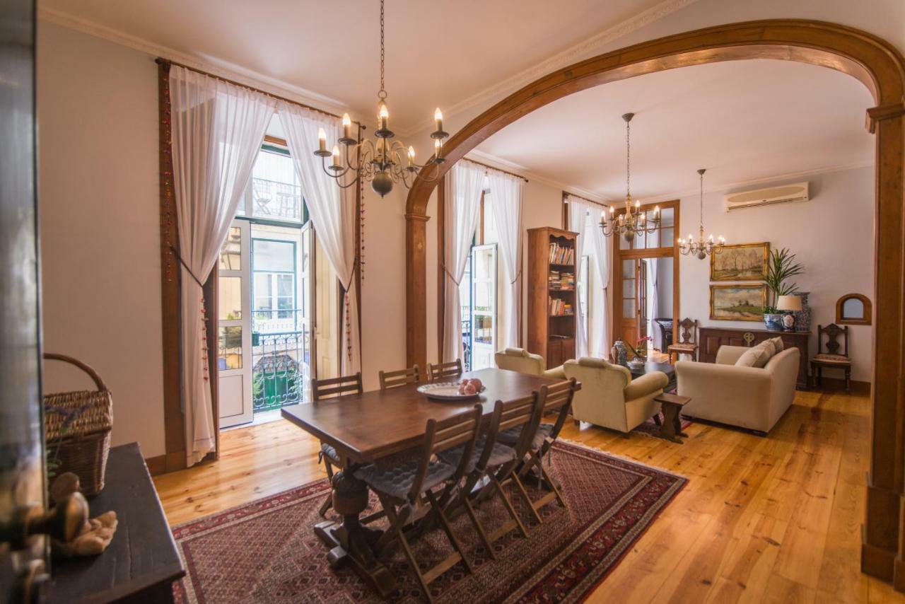 Classic Downtown Apartment Lissabon