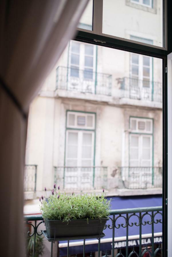 Classic Downtown Apartment Lissabon